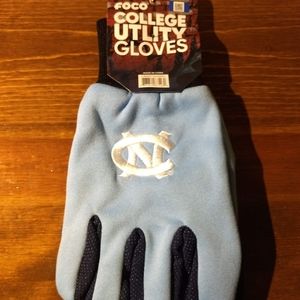 University of North Carolina UNC Team Logo Gloves
